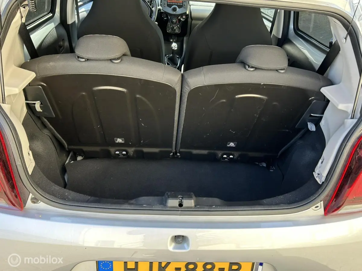 1.0 e-VTi Style Airco / LED / Privacy glass / Carplay / 53.319 km!!