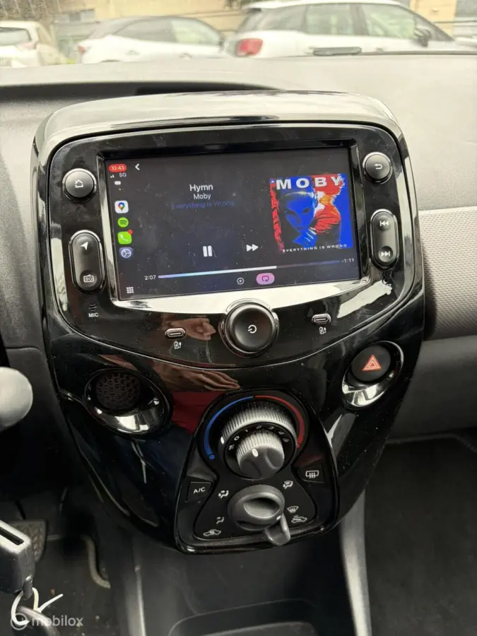 1.0 e-VTi Style Airco / LED / Privacy glass / Carplay / 53.319 km!!