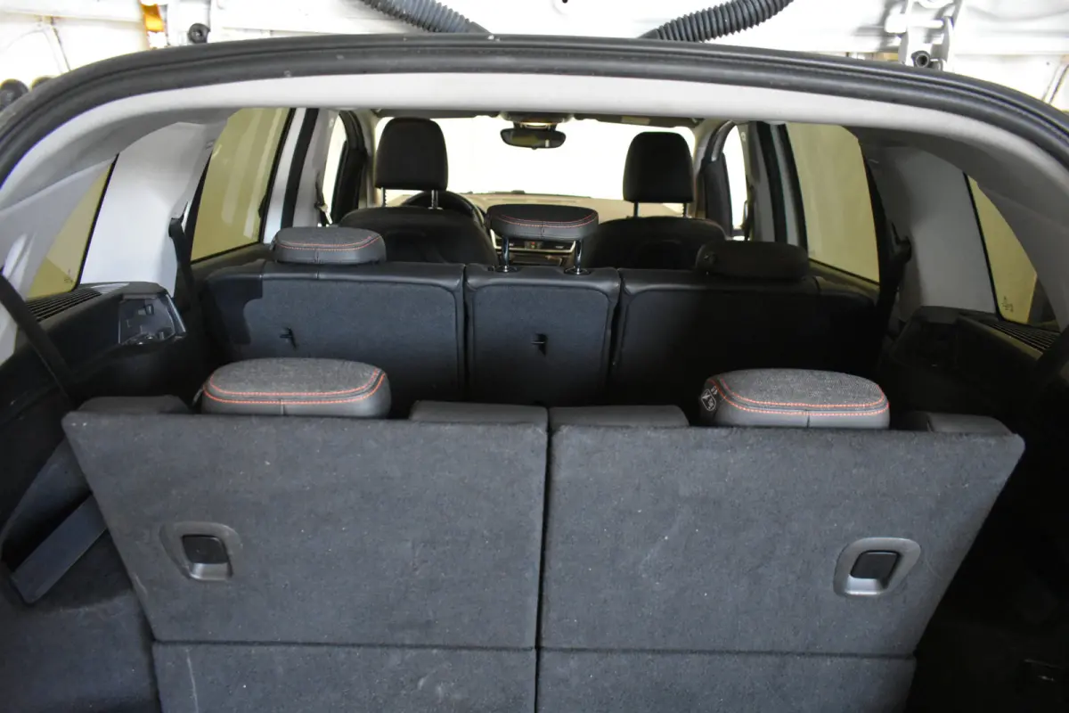 220 7P M-Sport 192 PK Paremoer lak Trekhaak Executive
