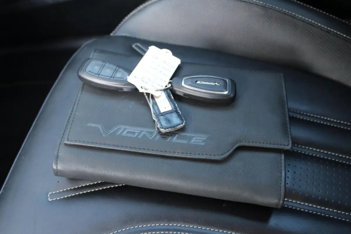 1.0 EcoBoost Vignale 125PK | Parkeercamera | Lederen bekleding | Climate| Keyless Entry\Start | Headup Display