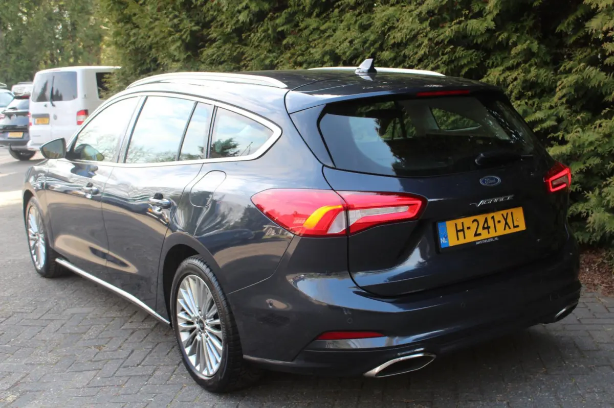 1.0 EcoBoost Vignale 125PK | Parkeercamera | Lederen bekleding | Climate| Keyless Entry\Start | Headup Display