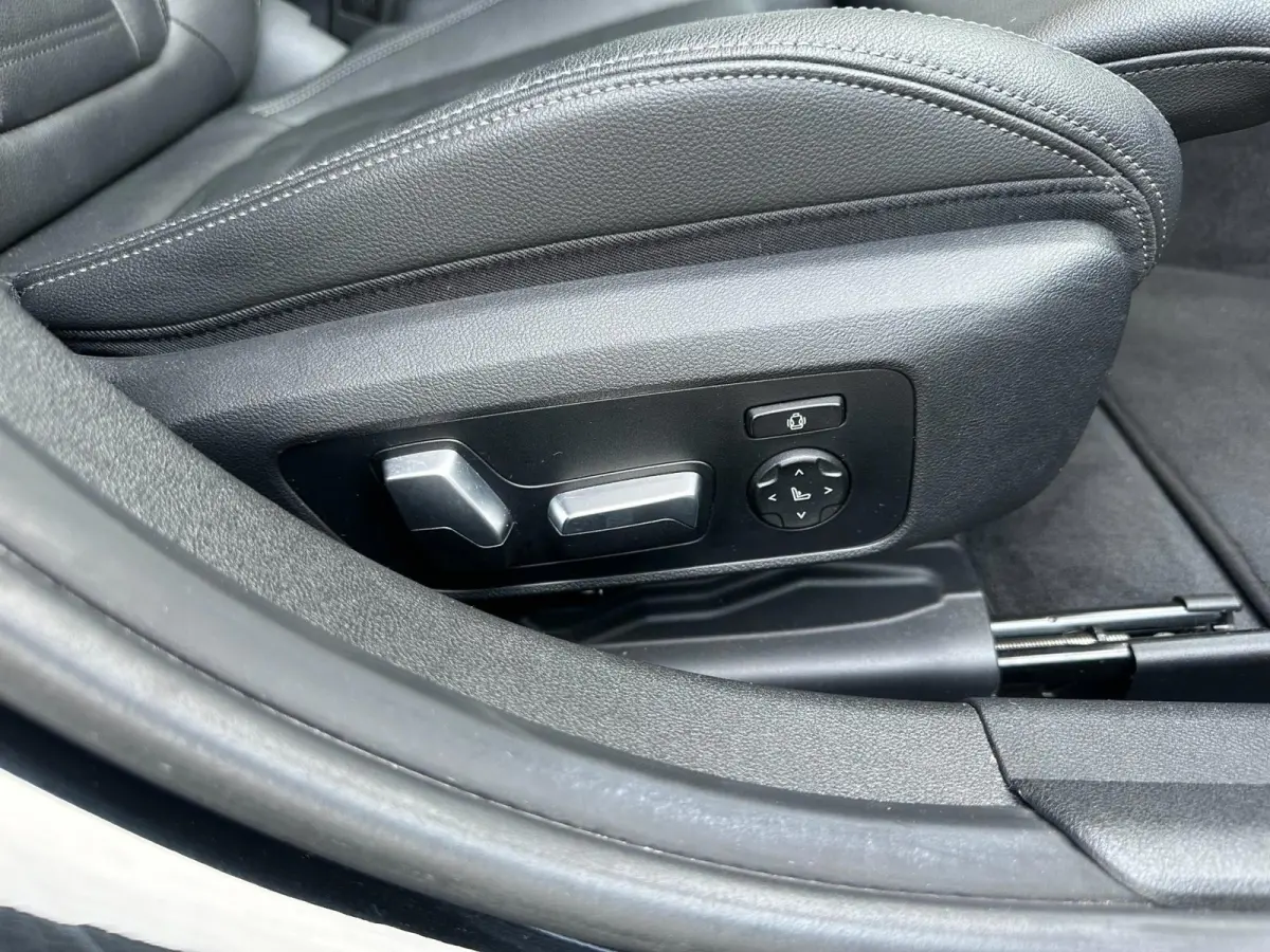 M340i xDrive High Executive|374PK|LASER|ACC|DAK|LEER|