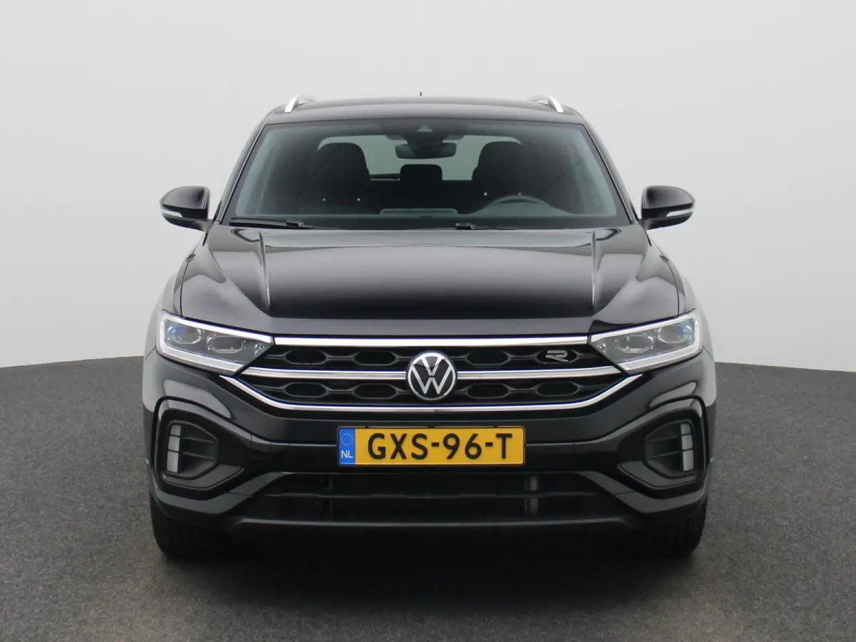 1.5 TSI R-Line Edition | Automaat | Navigatie | Draadloze Apple Carplay | Adaptieve cruise control | Travel Assist | Parkeersensoren | Achteruitrij Camera | Climate control | Stoelverwarming