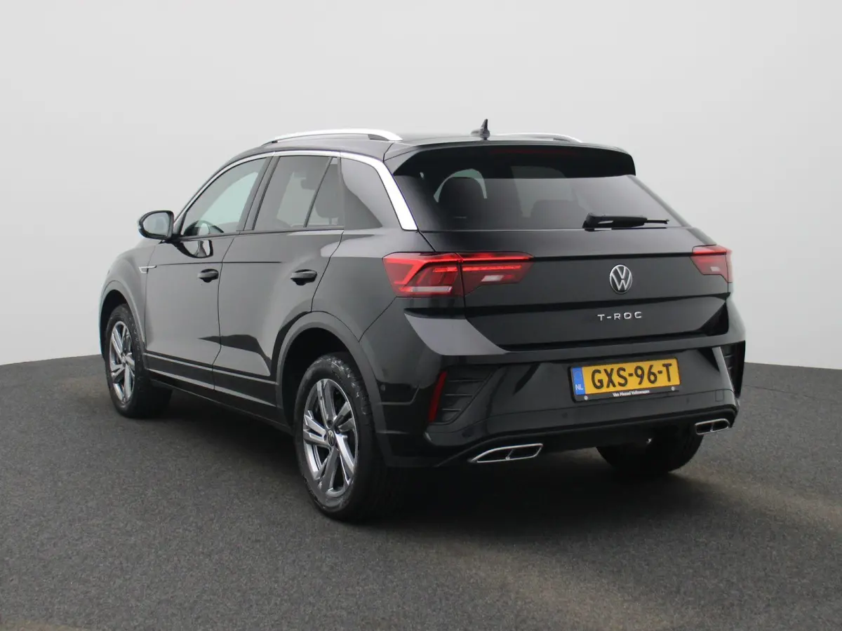 1.5 TSI R-Line Edition | Automaat | Navigatie | Draadloze Apple Carplay | Adaptieve cruise control | Travel Assist | Parkeersensoren | Achteruitrij Camera | Climate control | Stoelverwarming