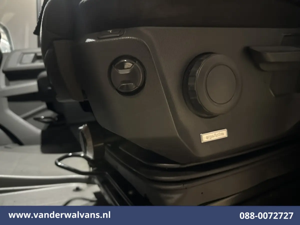 2.0 TDI 140pk L3H3 (L2H2) Euro6 Airco | Massagestoel | Camera | Apple Carplay | Cruisecontrol Chauffeursstoel, Android Auto, 2800kg trekvermogen