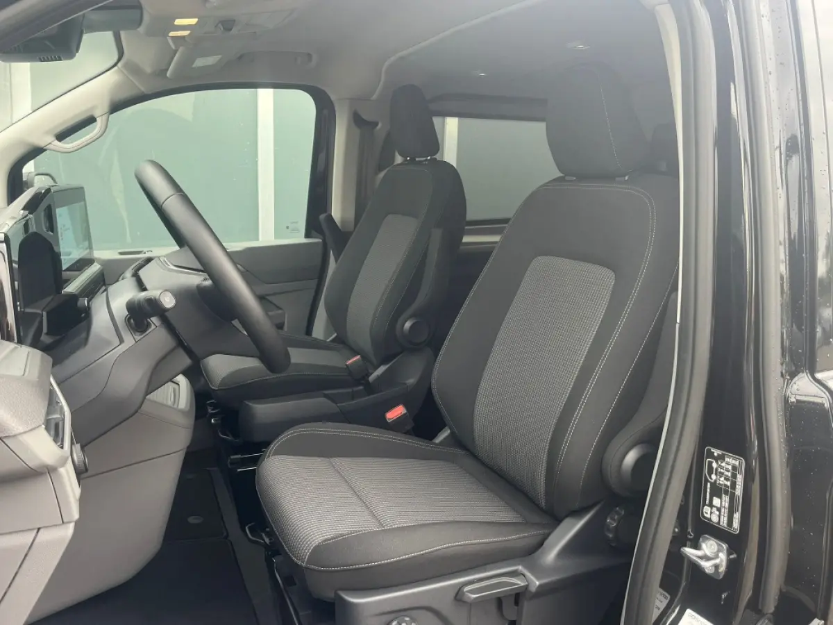 2.0 TDI 170pk L2 Bulli Black Style DC 5p. | Trekhaak | ACC | Navi