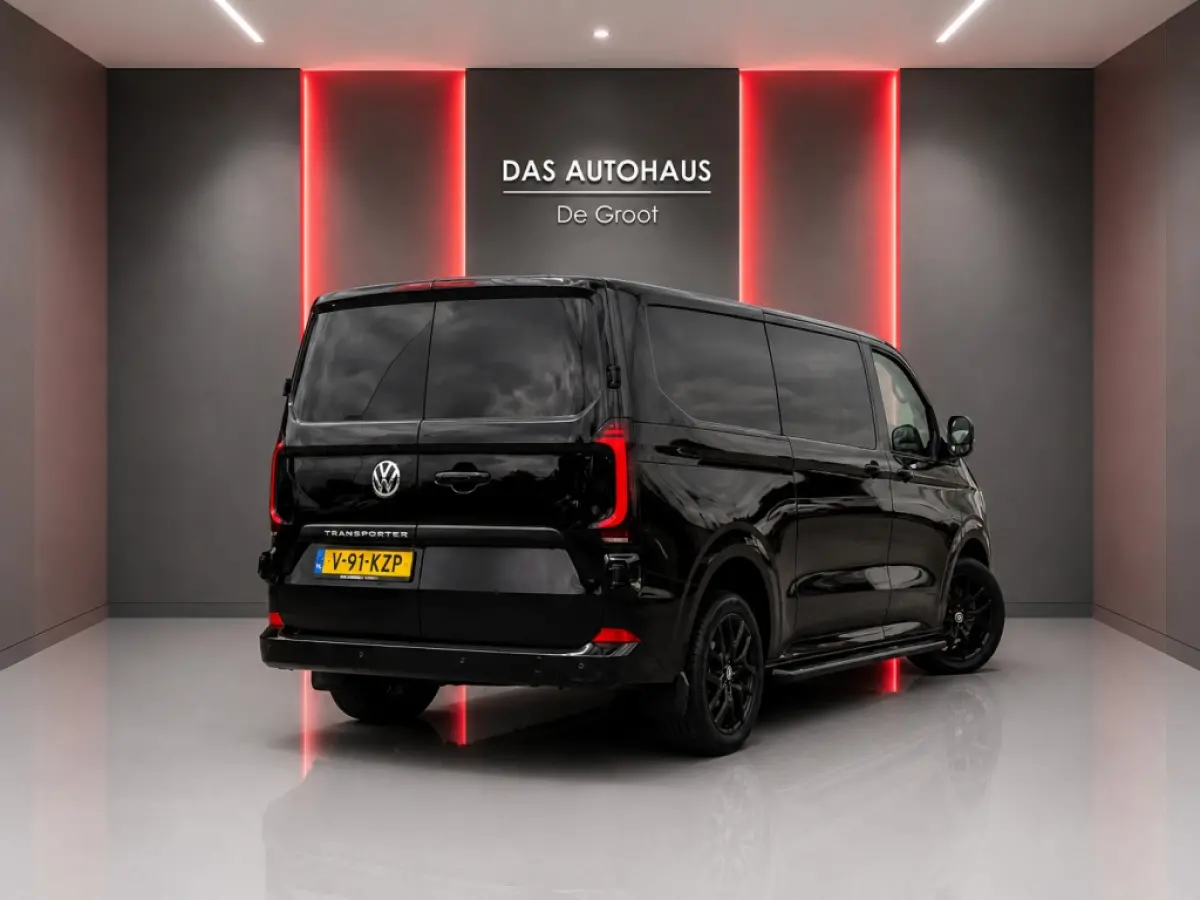 2.0 TDI 170pk L2 Bulli Black Style DC 5p. | Trekhaak | ACC | Navi