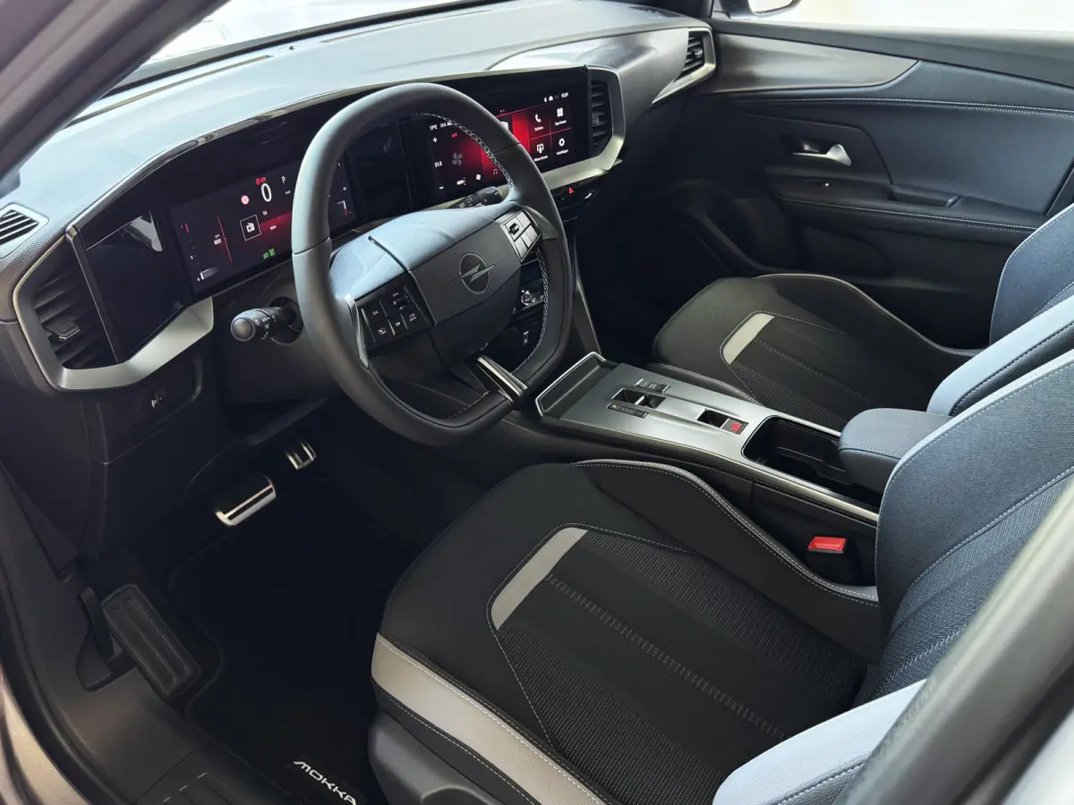1.2 TURBO 130PK ✅ NW PRIJS € 39.717.-✅ GS LINE / BLACK PACK 360.CAM CARPLAY STOEL/STUUR VERW CAMERA ✅ Top Auto's Wijchen , al 30 Jaar Opel , Verkoop van Benzine / Hybrid  / PHEV ✅