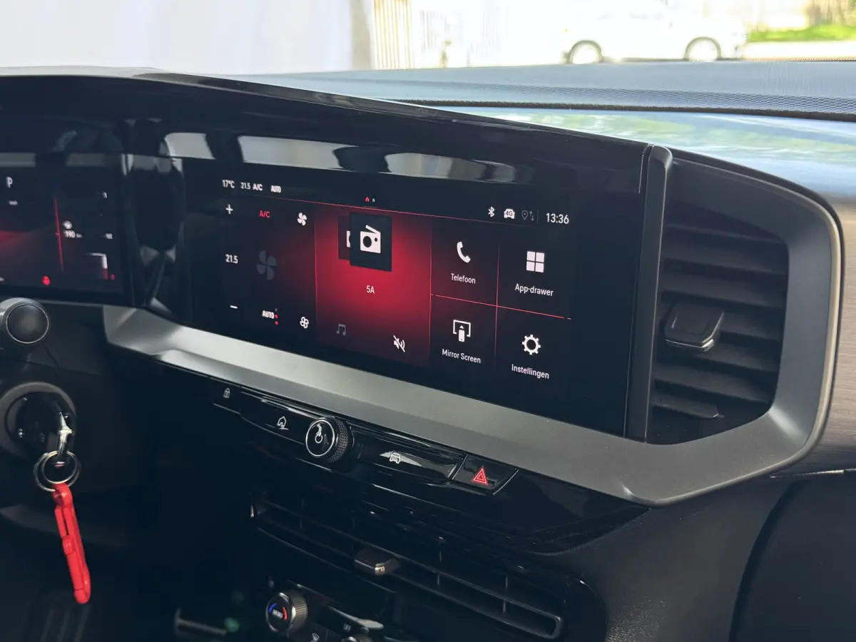 1.2 TURBO 130PK ✅ NW PRIJS € 39.717.-✅ GS LINE / BLACK PACK 360.CAM CARPLAY STOEL/STUUR VERW CAMERA ✅ Top Auto's Wijchen , al 30 Jaar Opel , Verkoop van Benzine / Hybrid  / PHEV ✅