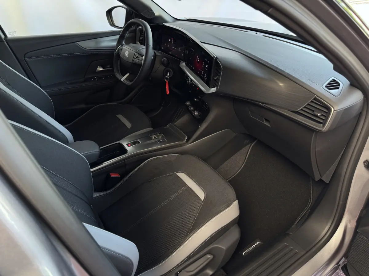 1.2 TURBO 130PK ✅ NW PRIJS € 39.717.-✅ GS LINE / BLACK PACK 360.CAM CARPLAY STOEL/STUUR VERW CAMERA ✅ Top Auto's Wijchen , al 30 Jaar Opel , Verkoop van Benzine / Hybrid  / PHEV ✅