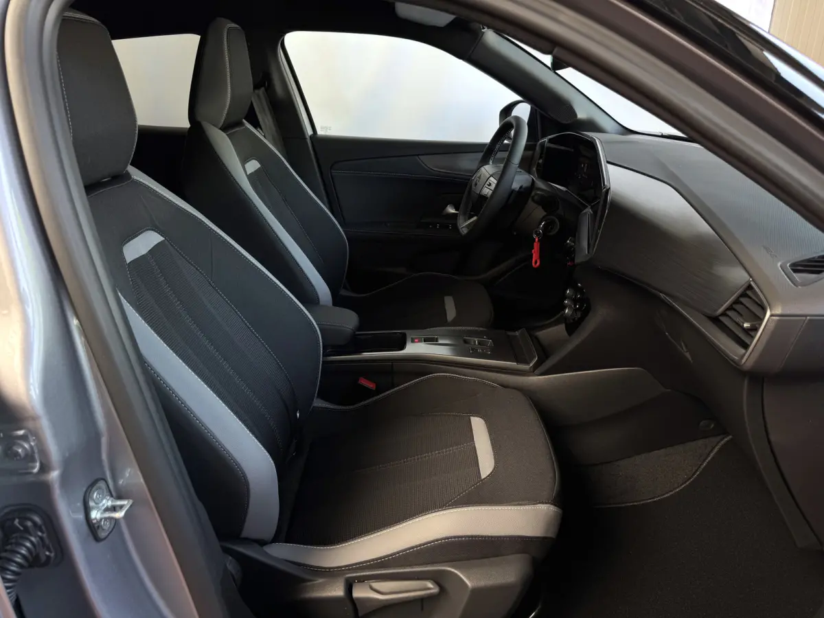 1.2 TURBO 130PK ✅ NW PRIJS € 39.717.-✅ GS LINE / BLACK PACK 360.CAM CARPLAY STOEL/STUUR VERW CAMERA ✅ Top Auto's Wijchen , al 30 Jaar Opel , Verkoop van Benzine / Hybrid  / PHEV ✅