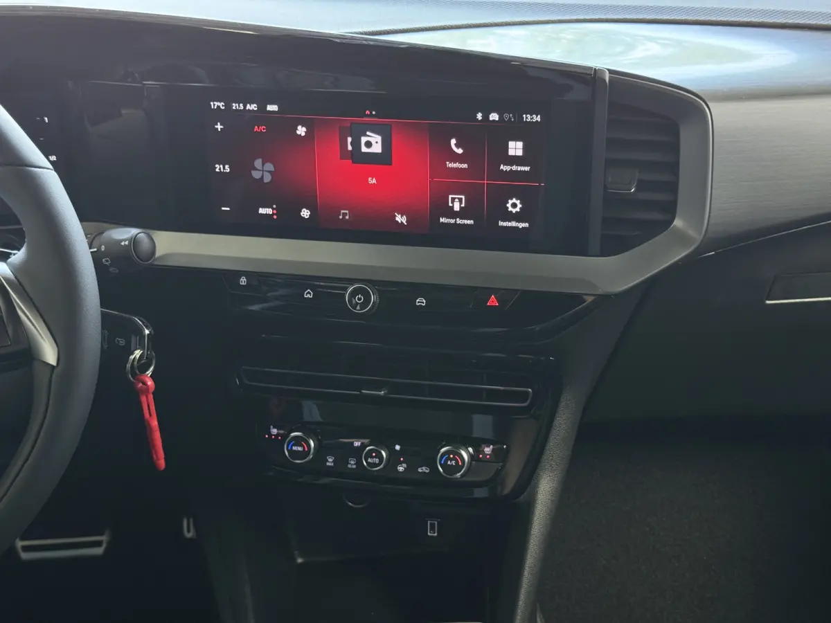 1.2 TURBO 130PK ✅ NW PRIJS € 39.717.-✅ GS LINE / BLACK PACK 360.CAM CARPLAY STOEL/STUUR VERW CAMERA ✅ Top Auto's Wijchen , al 30 Jaar Opel , Verkoop van Benzine / Hybrid  / PHEV ✅