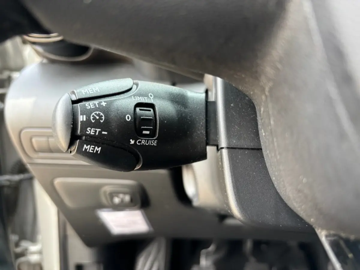 1.2 PT S&S SHINE 110 PK CARPLAY AIRCO/ECC NAVI PDC,