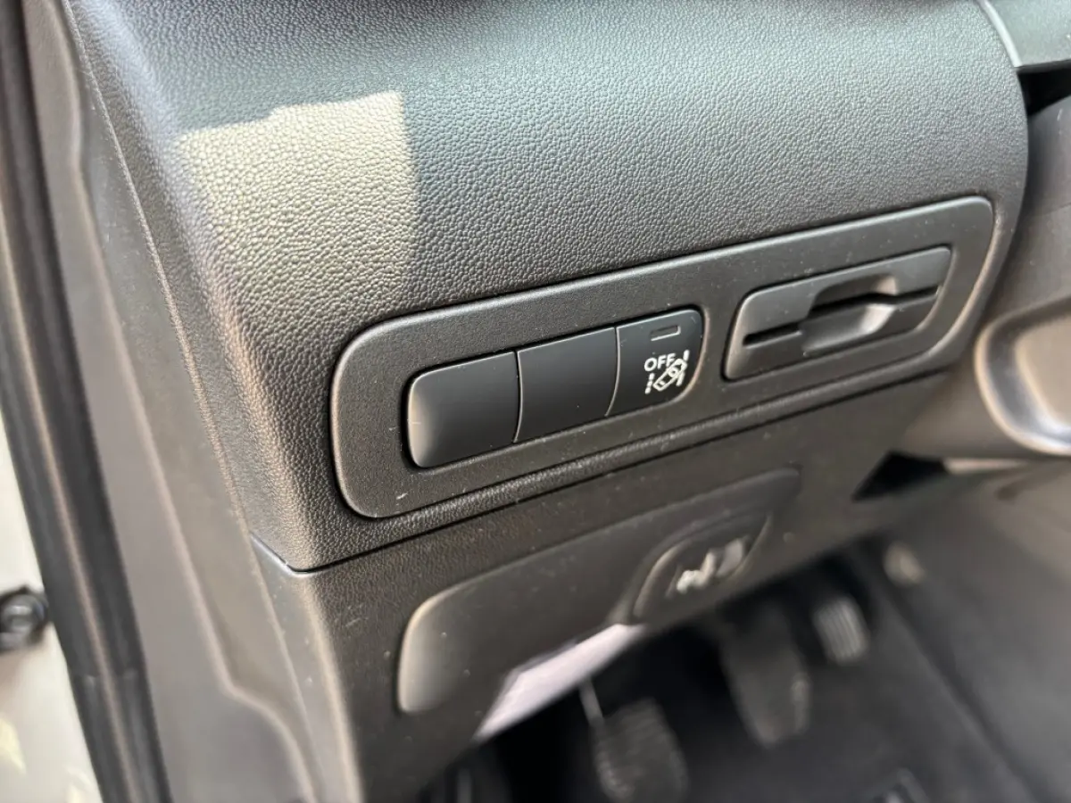 1.2 PT S&S SHINE 110 PK CARPLAY AIRCO/ECC NAVI PDC,