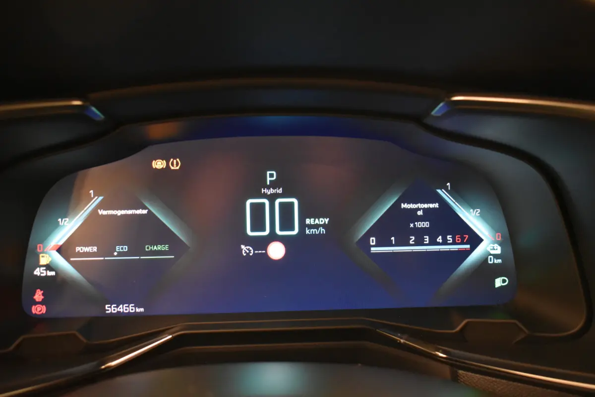 E-Tense PHEV 4x4 Bastille+