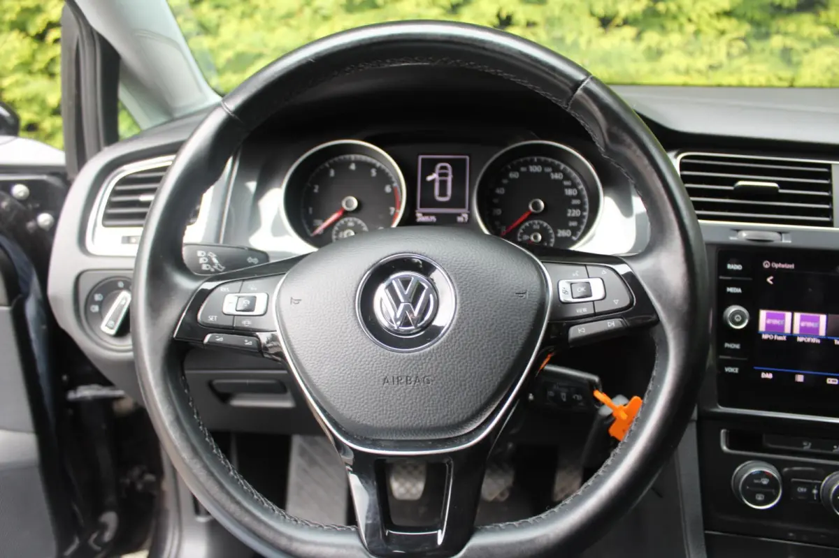 1.0 TSI Comfortline 116PK | Navigatie | Parkeersensoren | Lichtmetalen velgen | Climate Control