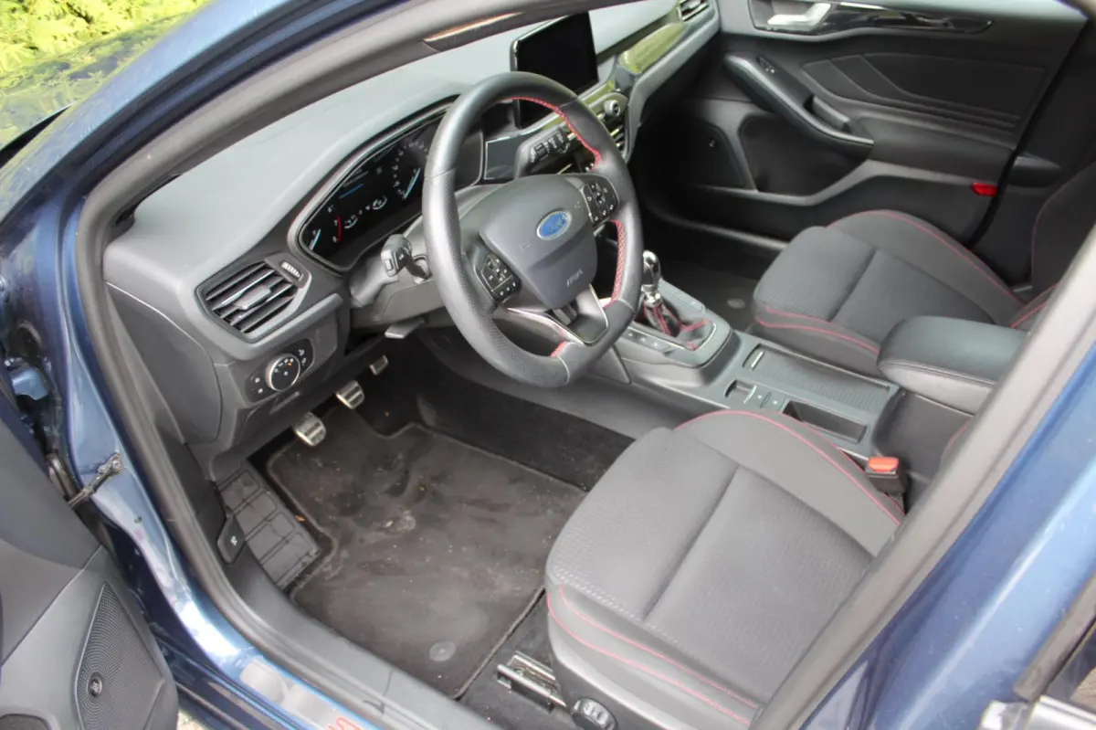 1.5 EcoBoost ST Line Business 182PK | Stoel/stuurverwarming | Bang&Olufsen | Keyless Entry/Start | Navigatie
