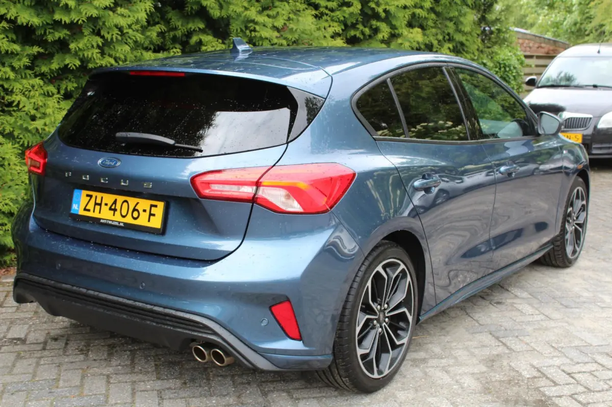 1.5 EcoBoost ST Line Business 182PK | Stoel/stuurverwarming | Bang&Olufsen | Keyless Entry/Start | Navigatie
