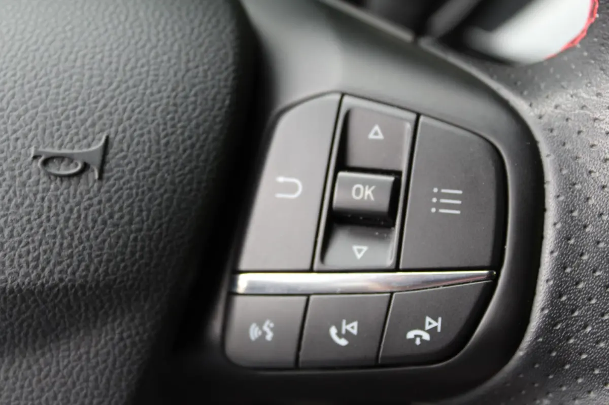 1.5 EcoBoost ST Line Business 182PK | Stoel/stuurverwarming | Bang&Olufsen | Keyless Entry/Start | Navigatie