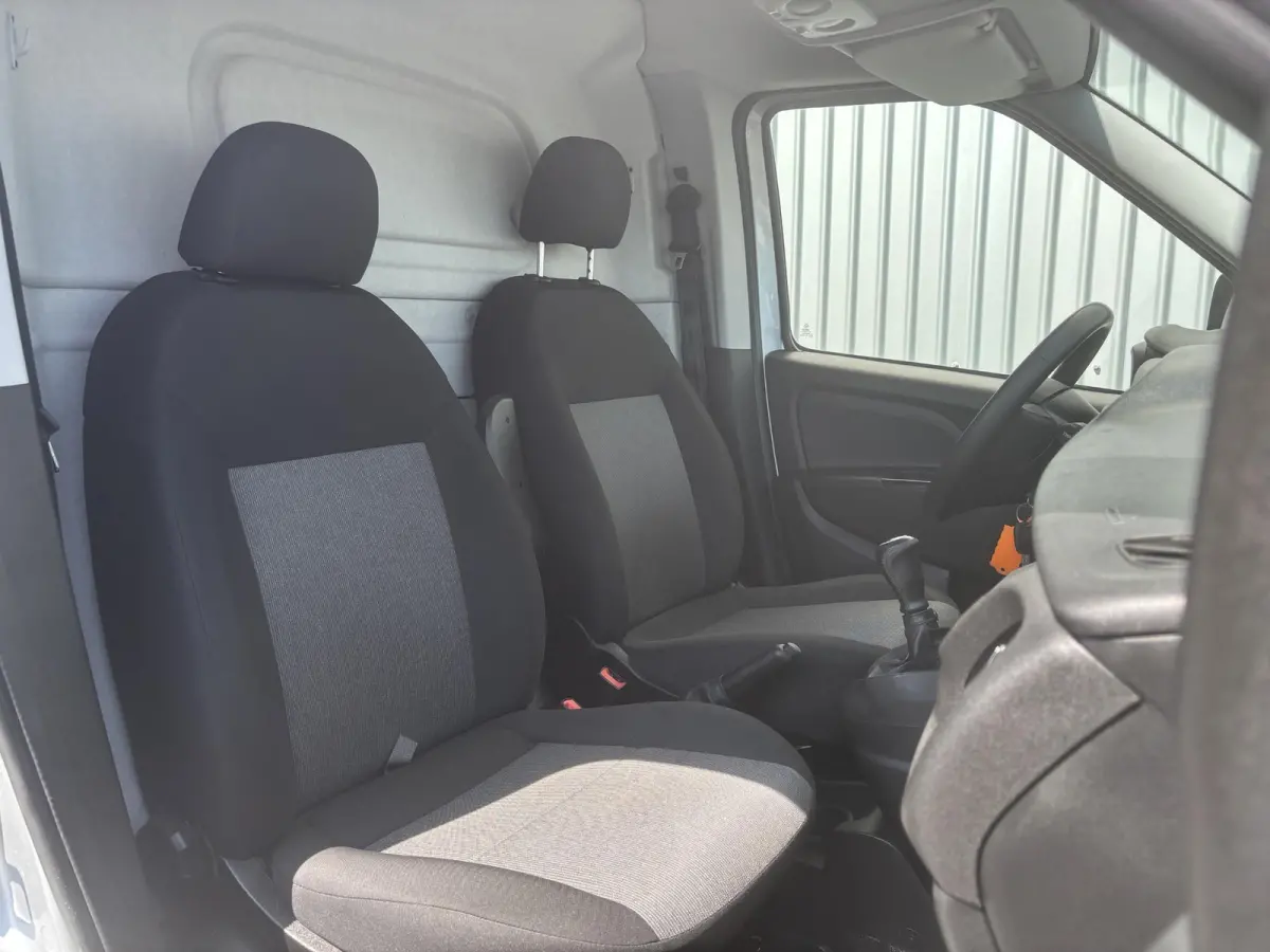1.3 MJ L1H1 SX*AIRCO*NAVI*CRUISE*PDC*BLUETOOTH*