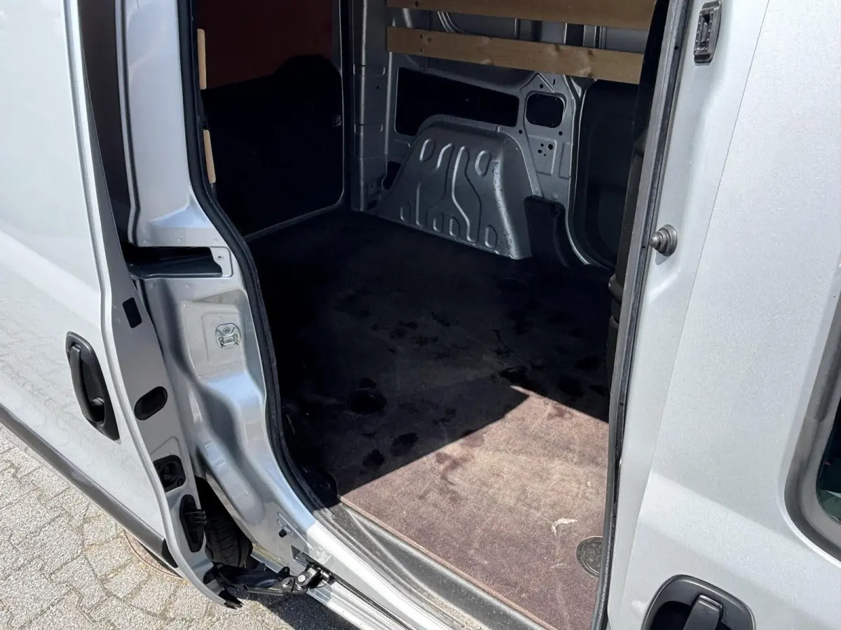 1.3 MJ L1H1 SX*AIRCO*NAVI*CRUISE*PDC*BLUETOOTH*
