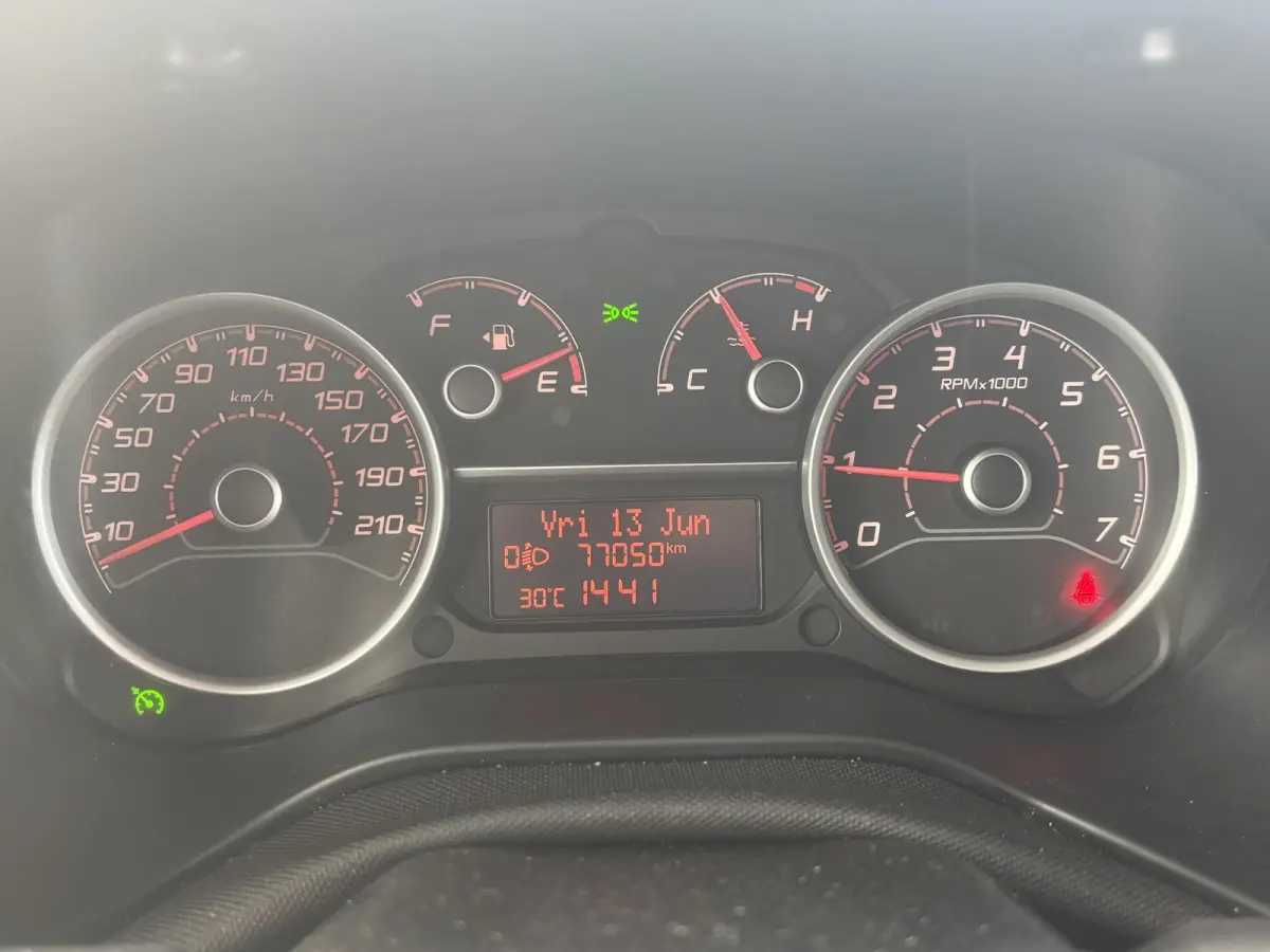 1.3 MJ L1H1 SX*AIRCO*NAVI*CRUISE*PDC*BLUETOOTH*