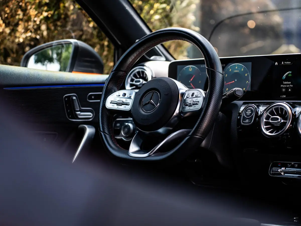 A200 AMG|PANO|BURMESTER|CAMERA|18'|CARPLAY