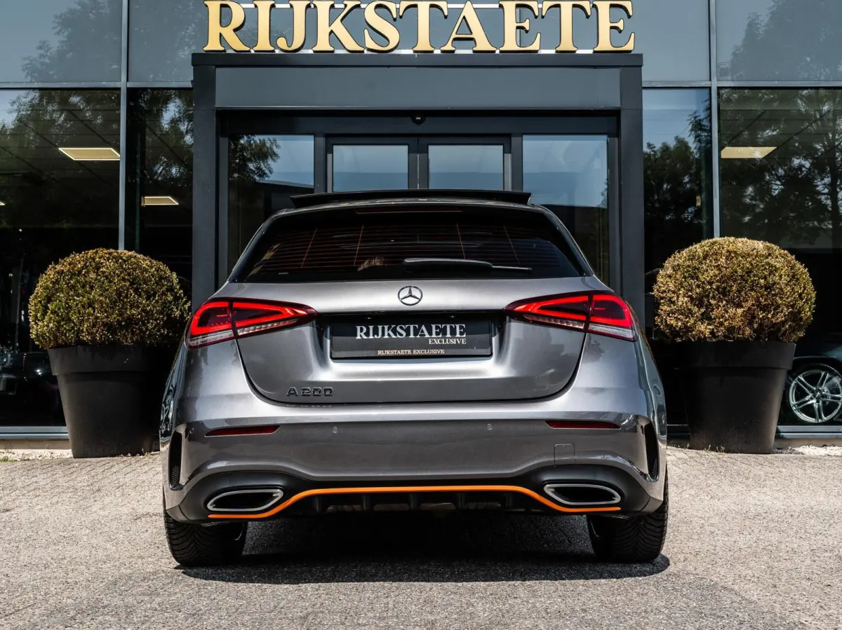 A200 AMG|PANO|BURMESTER|CAMERA|18'|CARPLAY