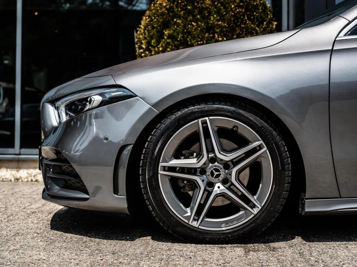 A200 AMG|PANO|BURMESTER|CAMERA|18'|CARPLAY