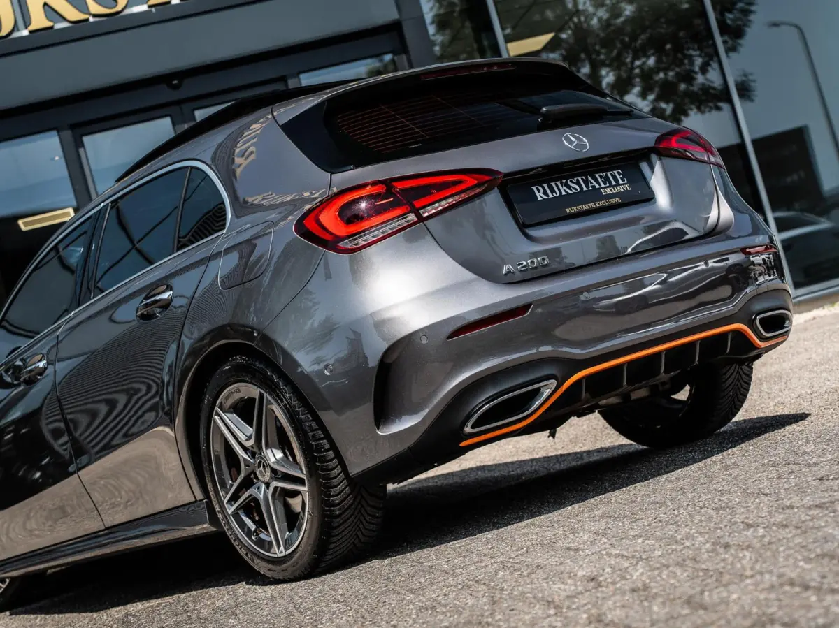 A200 AMG|PANO|BURMESTER|CAMERA|18'|CARPLAY