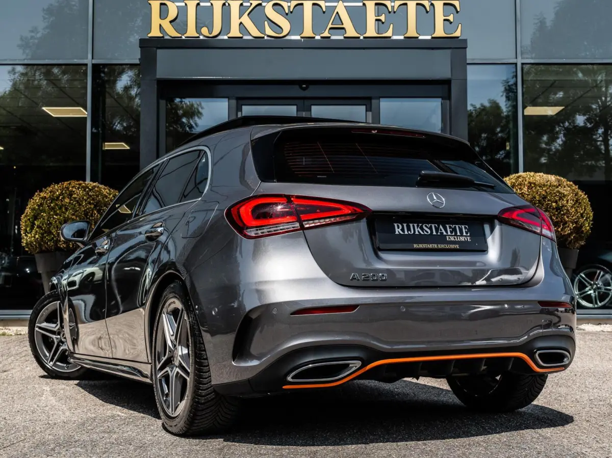 A200 AMG|PANO|BURMESTER|CAMERA|18'|CARPLAY
