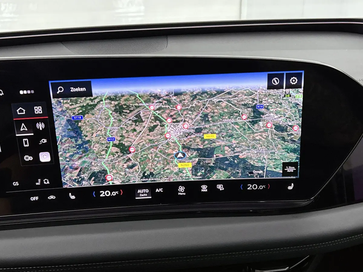 S edition 83 kWh 286 PK l Park assist plus l Luchtvering l Adaptieve rij-assistent plus l Optiekpakket Zwart l 360 camera l Tech Pro pakket l Sportstoel leder zwart l Privacy glas l Elektr. 
