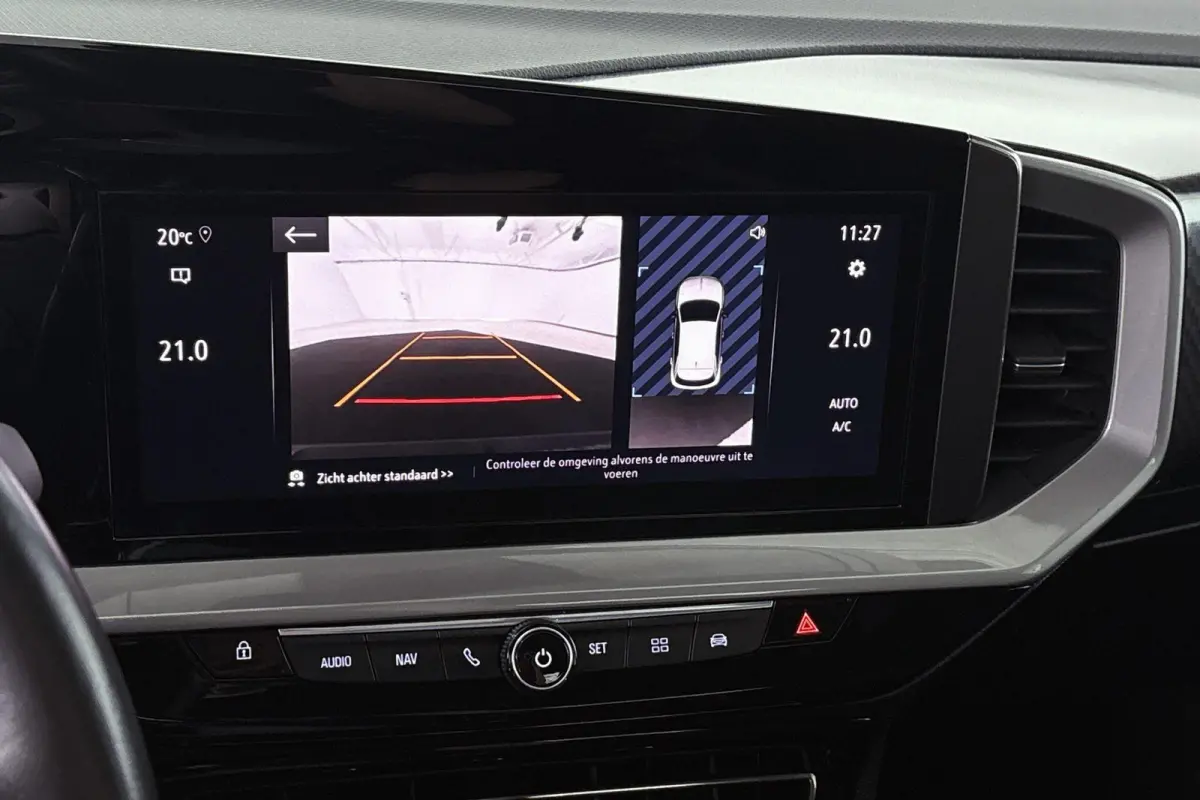 1.2T GS Line Navigatie Pro Dodehoek Detectie Parkeersensoren Voor en Achter