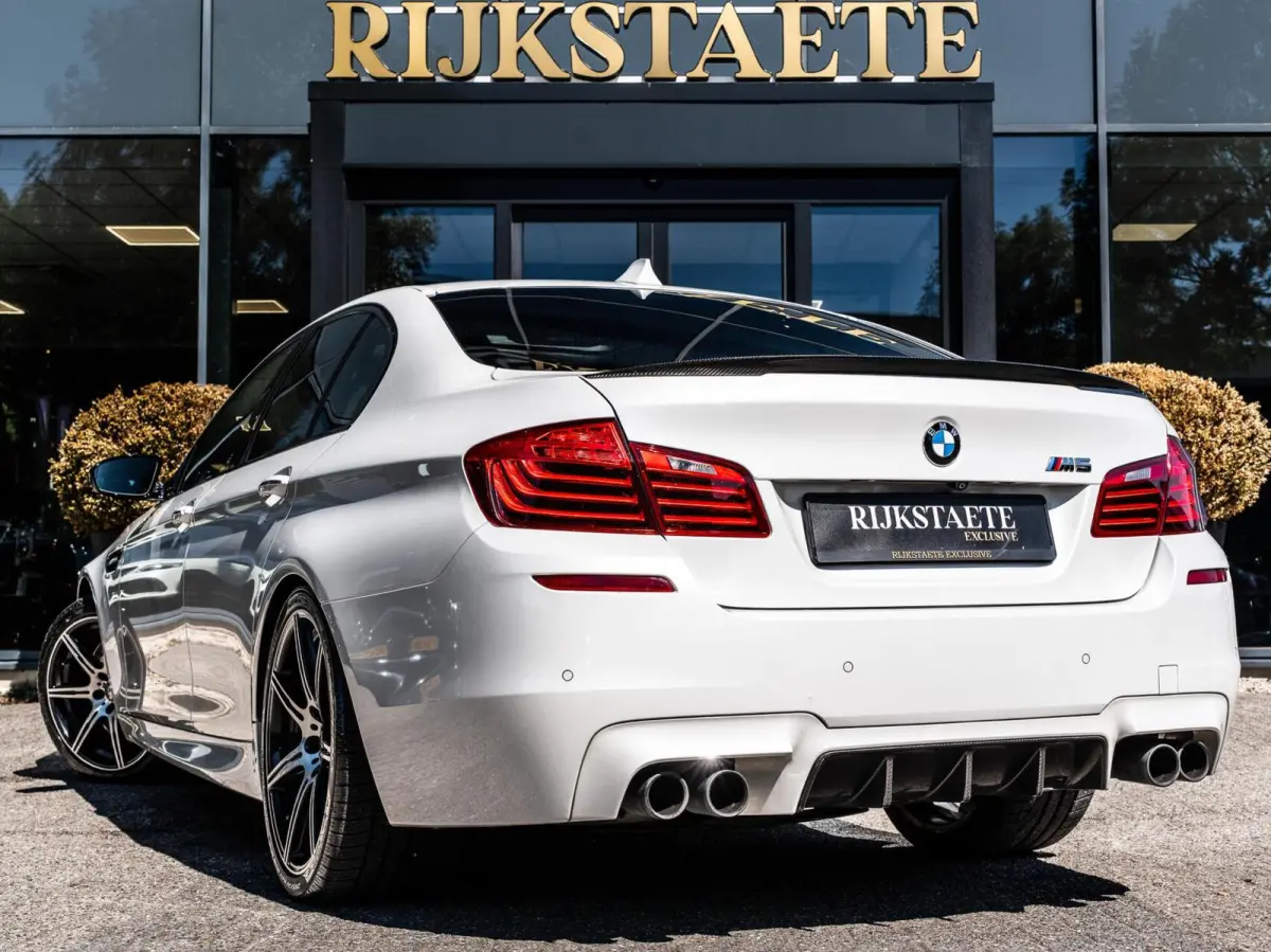 M5 Competition 1/200|PANO|ALCANT.HEMEL|CAMERA