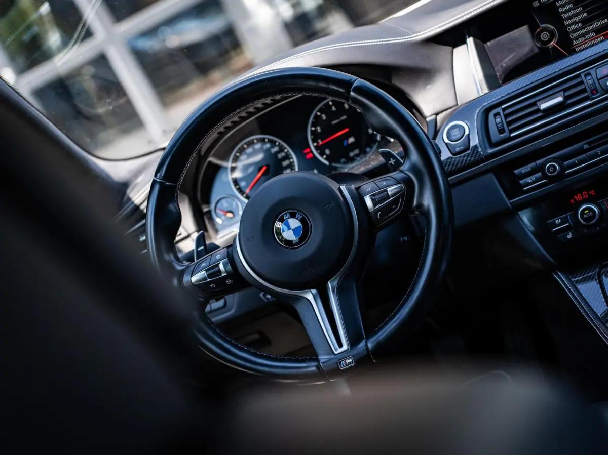 M5 Competition 1/200|PANO|ALCANT.HEMEL|CAMERA