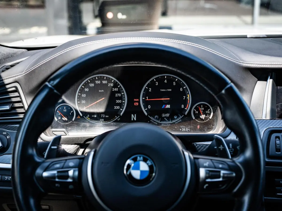 M5 Competition 1/200|PANO|ALCANT.HEMEL|CAMERA