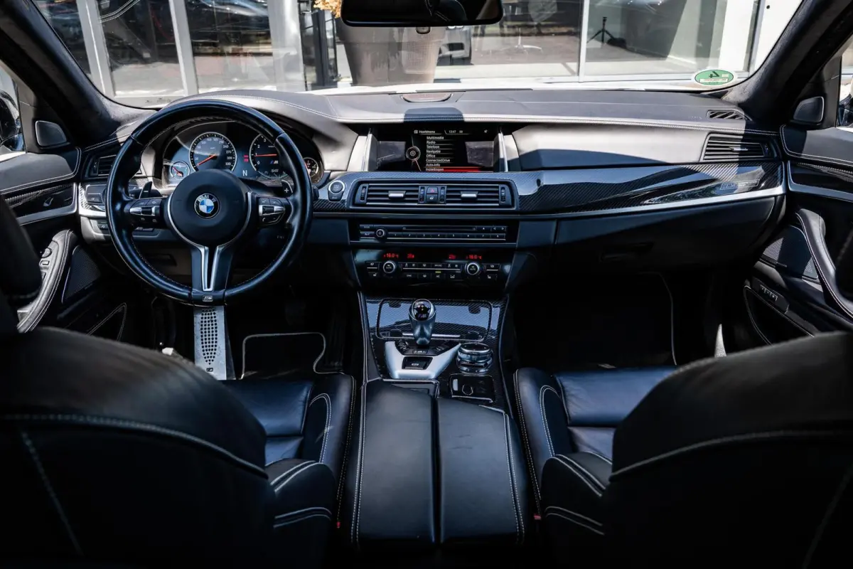 M5 Competition 1/200|PANO|ALCANT.HEMEL|CAMERA