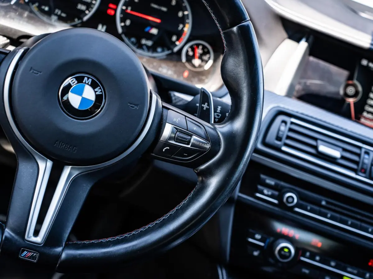 M5 Competition 1/200|PANO|ALCANT.HEMEL|CAMERA