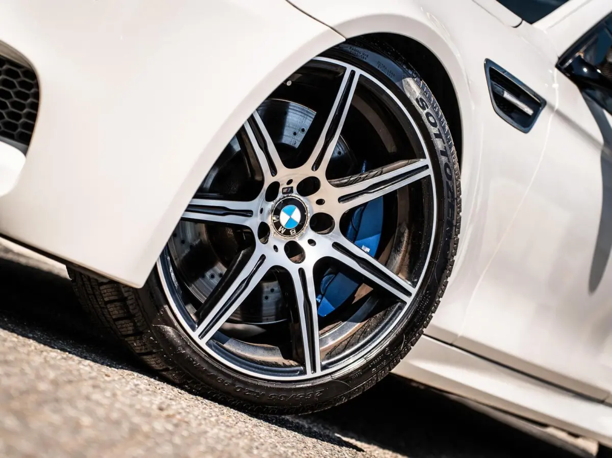 M5 Competition 1/200|PANO|ALCANT.HEMEL|CAMERA