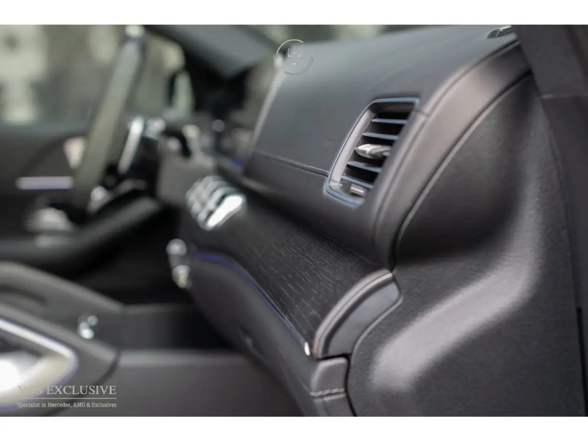 AMG 63 S 4-M Ceramic|Massage|Softclose|HUD|Ruitleder|DriversPack|ACC|Keyless|Burmester