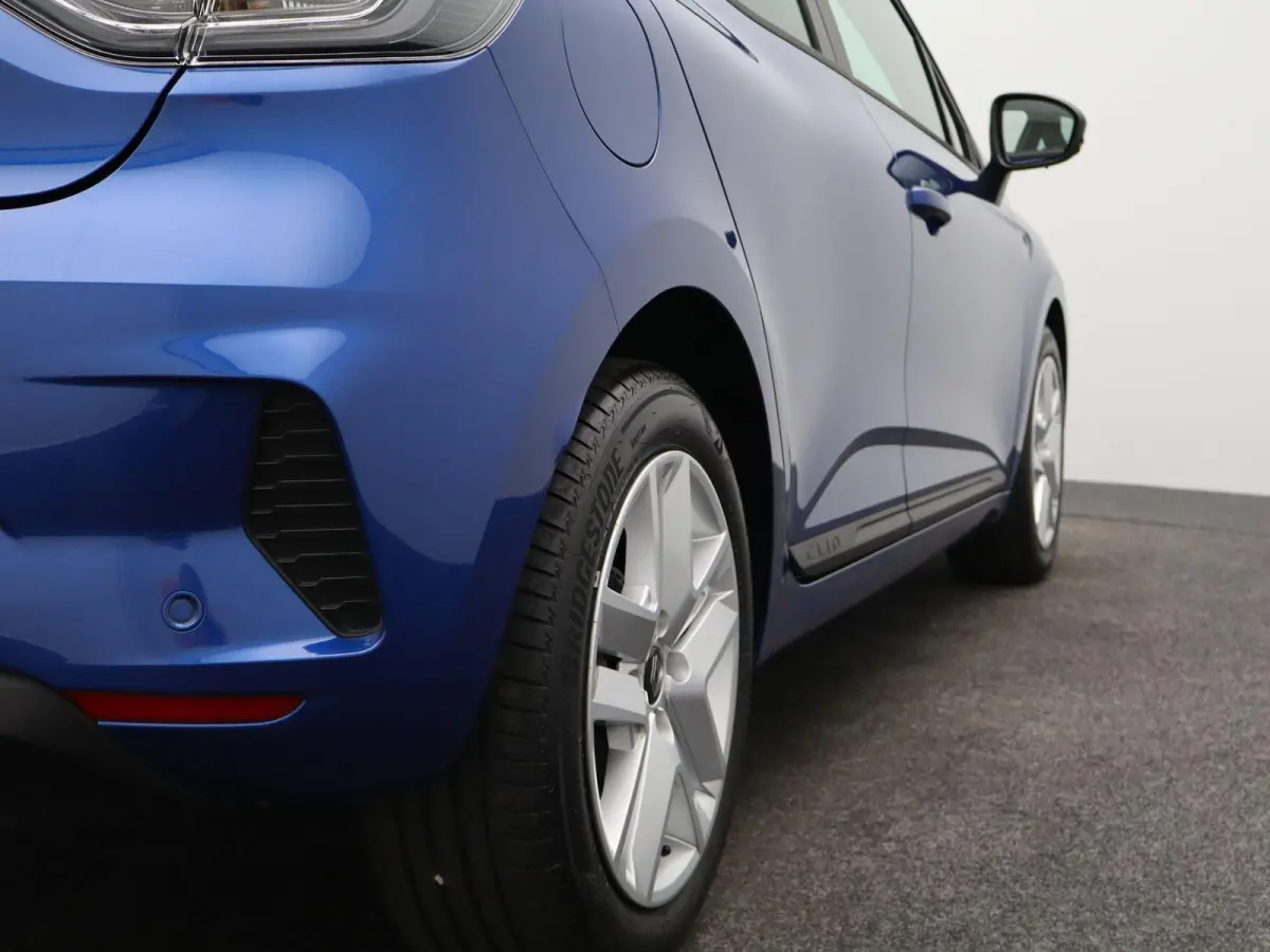 evolution TCe 90 | CarPlay | Parkeersensoren | Airco | 2025