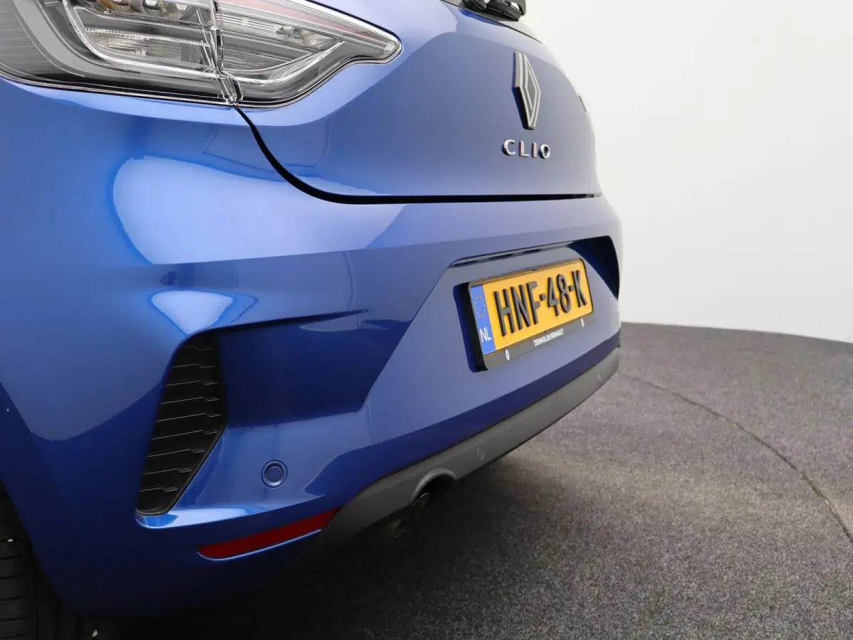 evolution TCe 90 | CarPlay | Parkeersensoren | Airco | 2025
