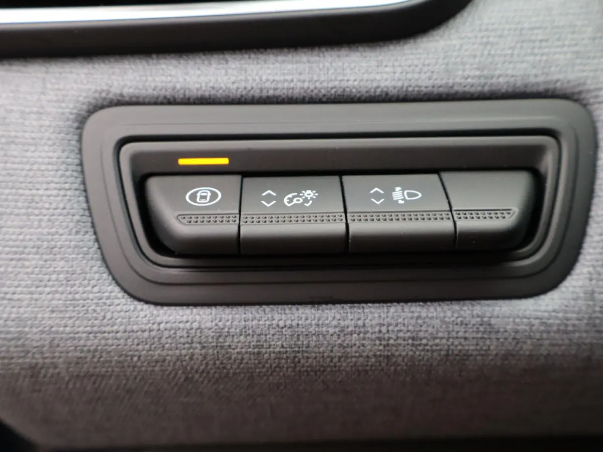 evolution TCe 90 | CarPlay | Parkeersensoren | Airco | 2025