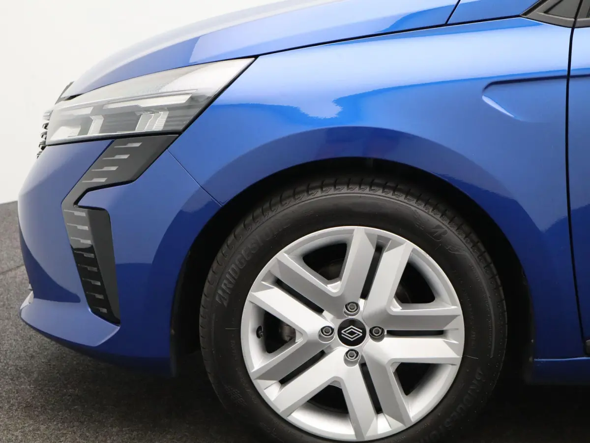 evolution TCe 90 | CarPlay | Parkeersensoren | Airco | 2025