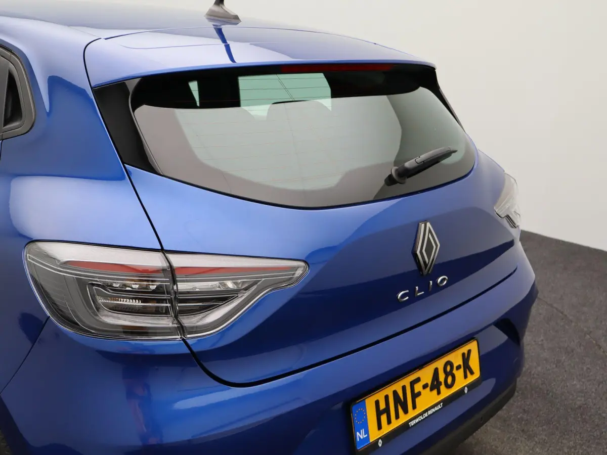 evolution TCe 90 | CarPlay | Parkeersensoren | Airco | 2025