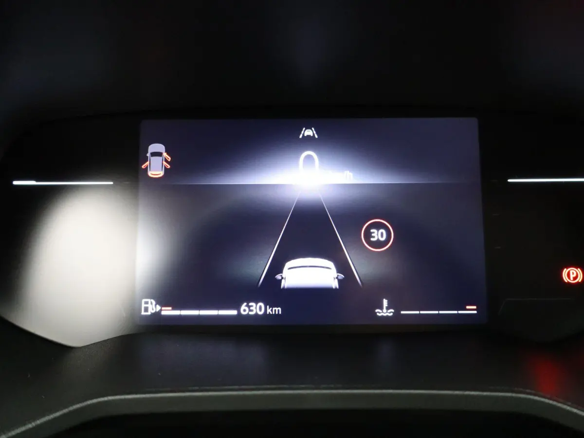 evolution TCe 90 | CarPlay | Parkeersensoren | Airco | 2025