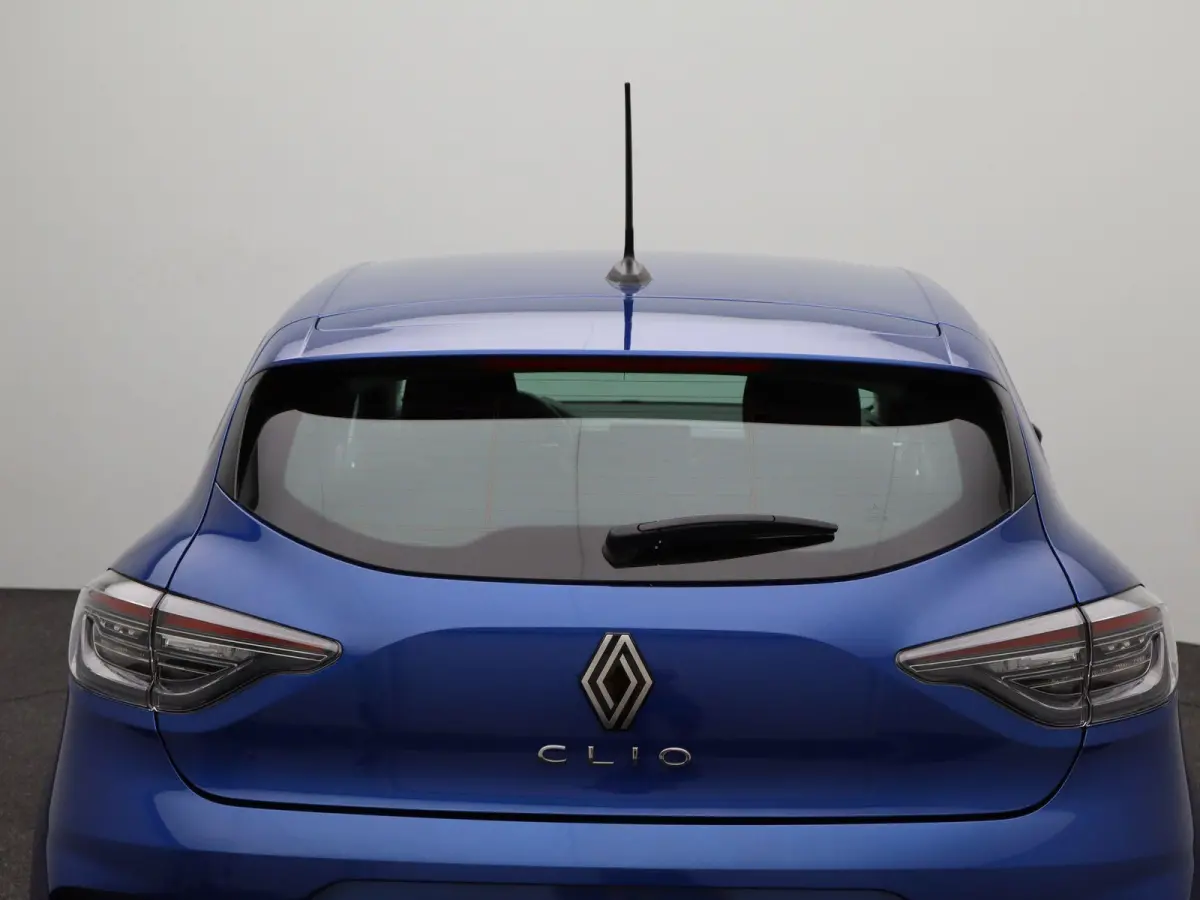 evolution TCe 90 | CarPlay | Parkeersensoren | Airco | 2025