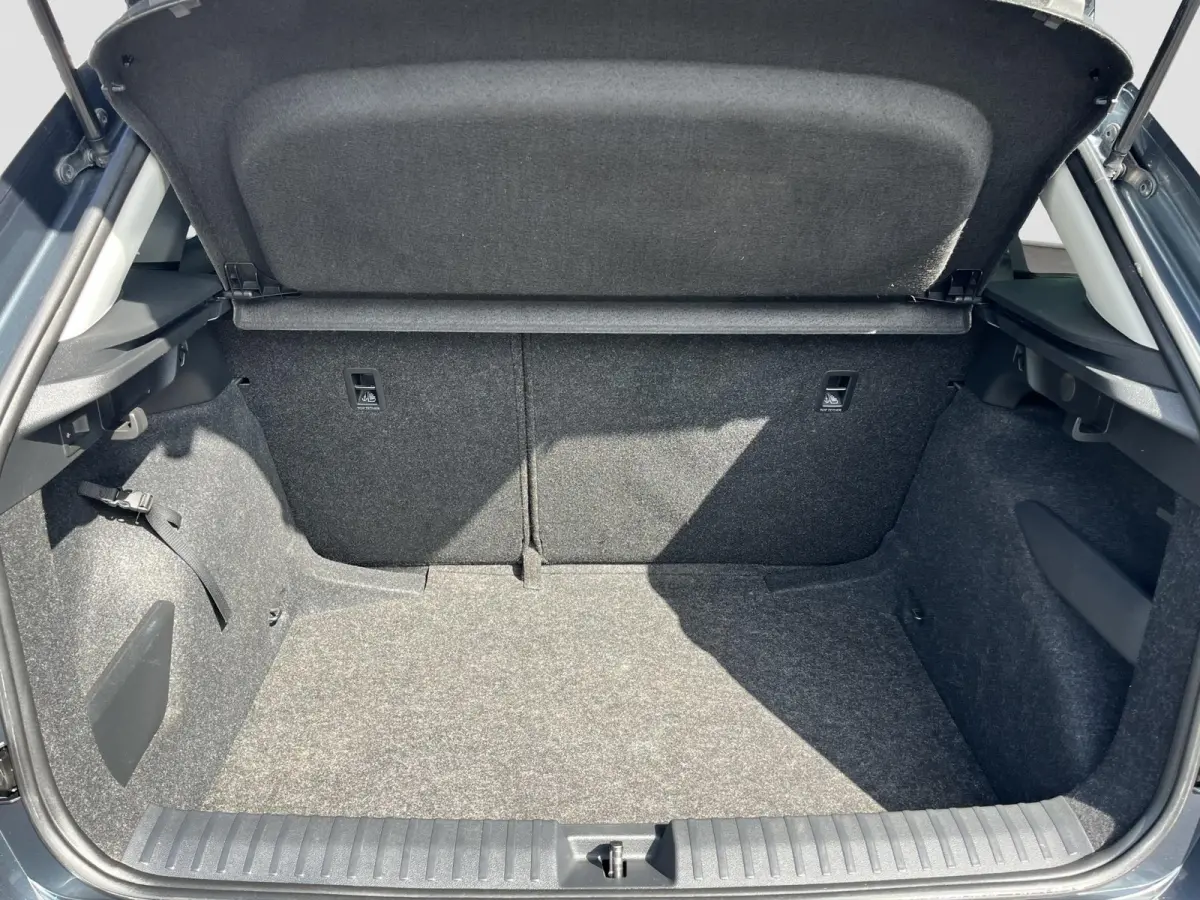 1.0 TSi DSG Ambition | APPLE CARPLAY/ANDROID AUTO | EL. TREKHAAK | STOELVERW. |