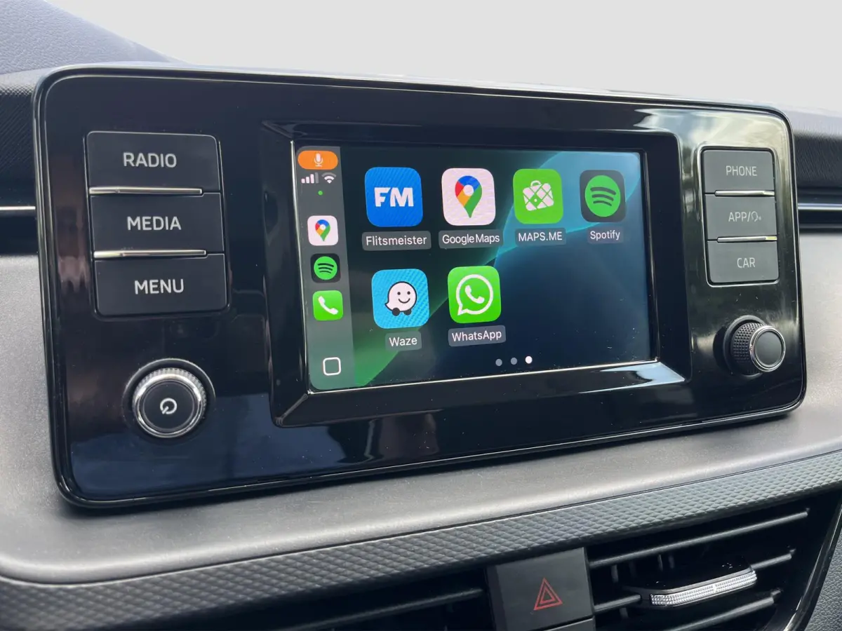 1.0 TSi DSG Ambition | APPLE CARPLAY/ANDROID AUTO | EL. TREKHAAK | STOELVERW. |