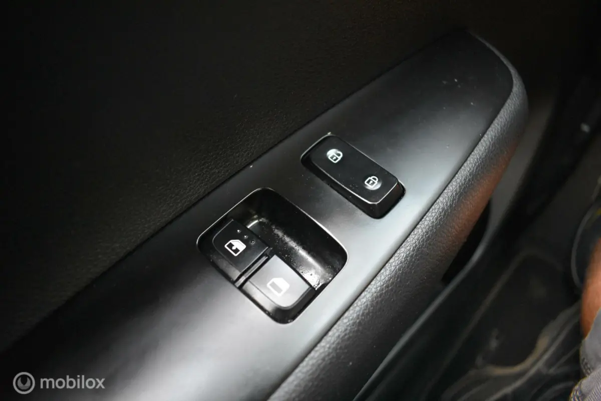 1.0 MPi ComfortLine 5DRS 2020|Airco|Carplay auto